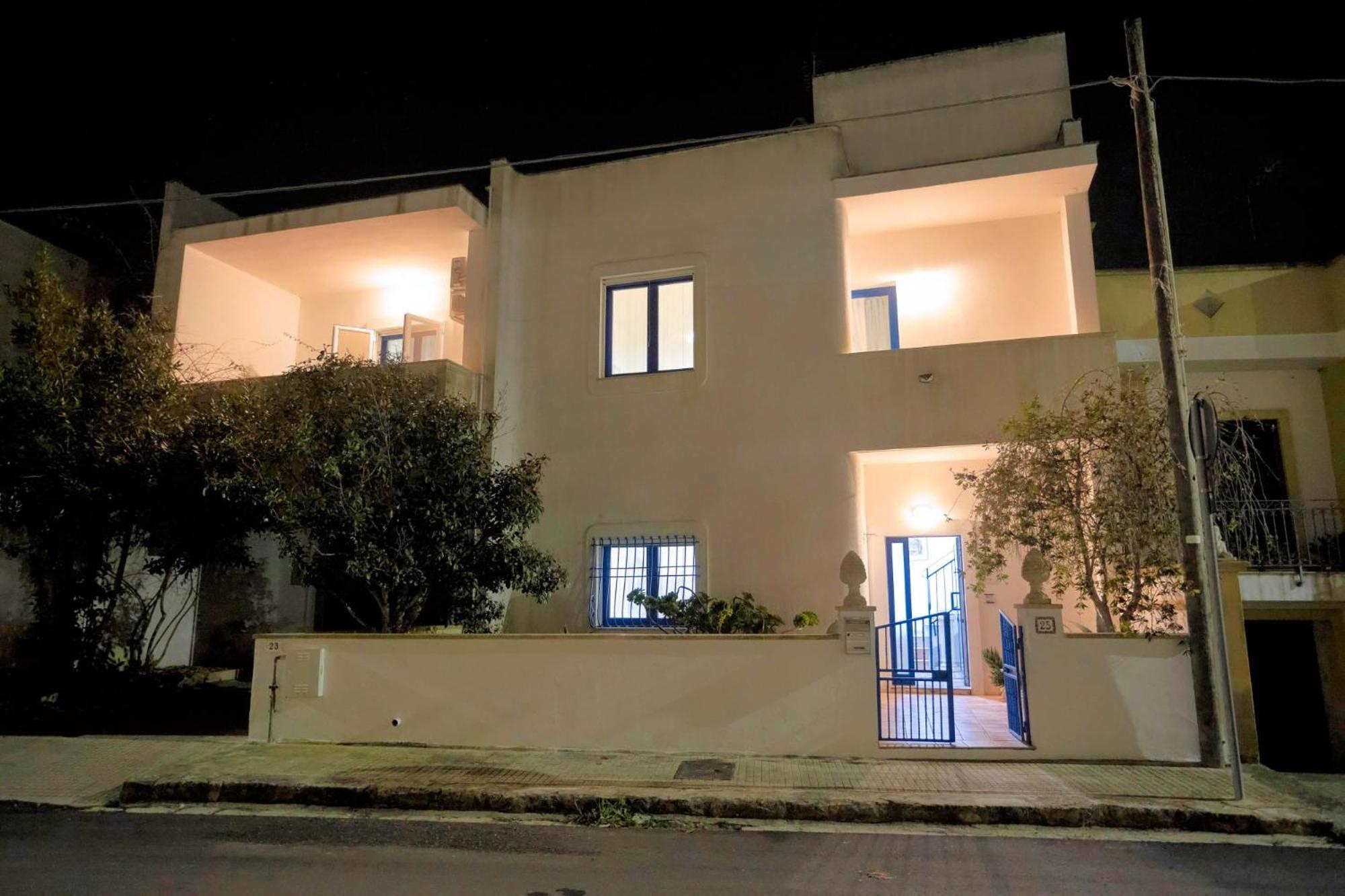 Villa Blue Tulip - Luxury Big House With Garden & Pool Casamassella Exterior foto