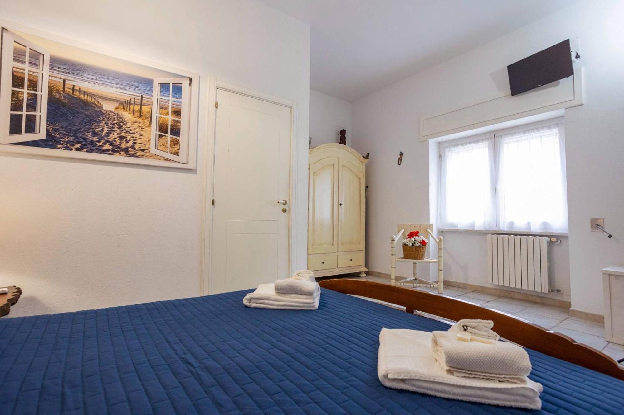 Villa Blue Tulip - Luxury Big House With Garden & Pool Casamassella Exterior foto